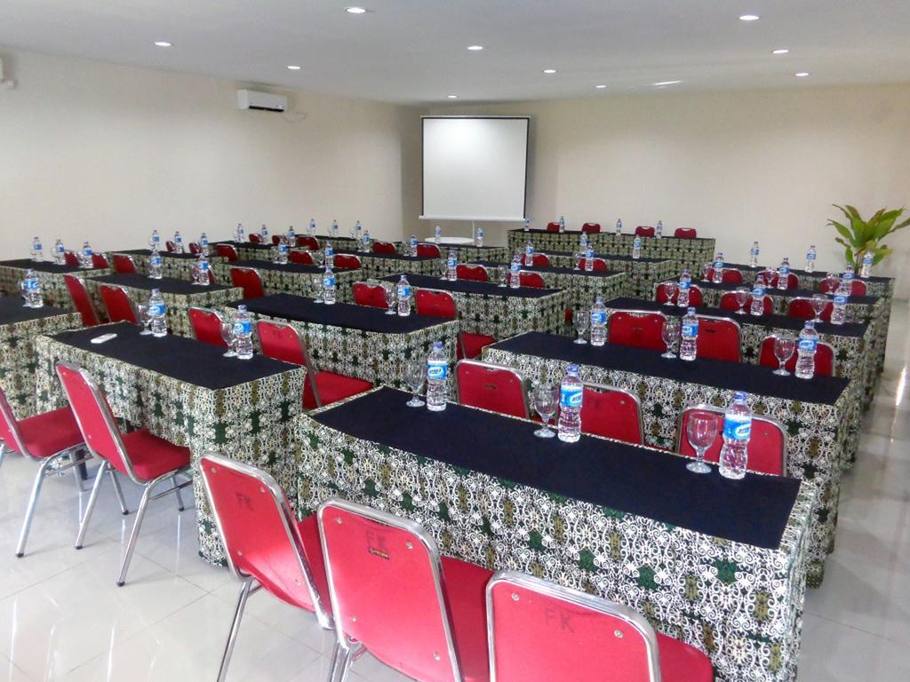 מלון Bumi Cikeas Sentul בוגור מראה חיצוני תמונה