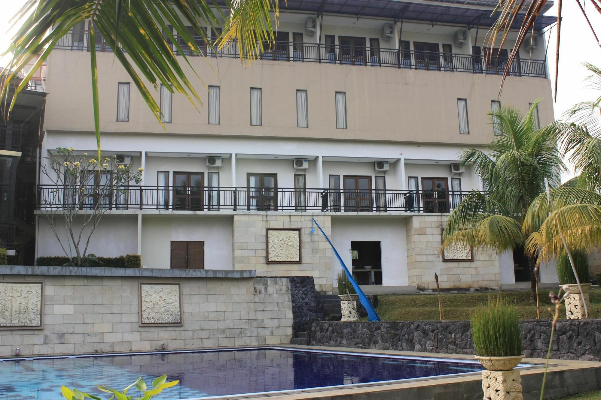 מלון Bumi Cikeas Sentul בוגור מראה חיצוני תמונה